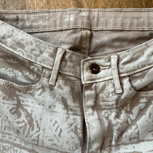 LEVI’S - Picture 5 of 10